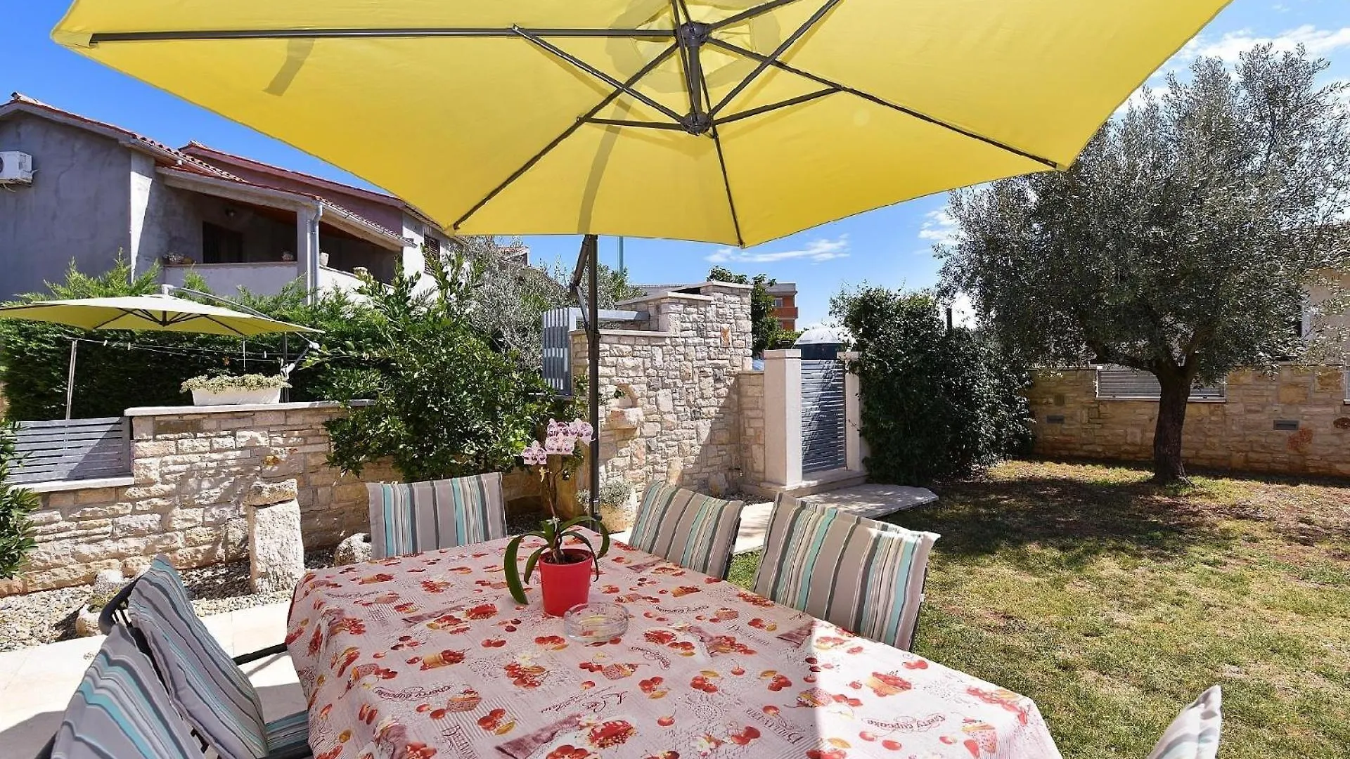 Ferienwohnung Fuer 6 Personen Ca 85 Qm In Fazana, Istrien Istrische Riviera 0*, Fazana Croatia